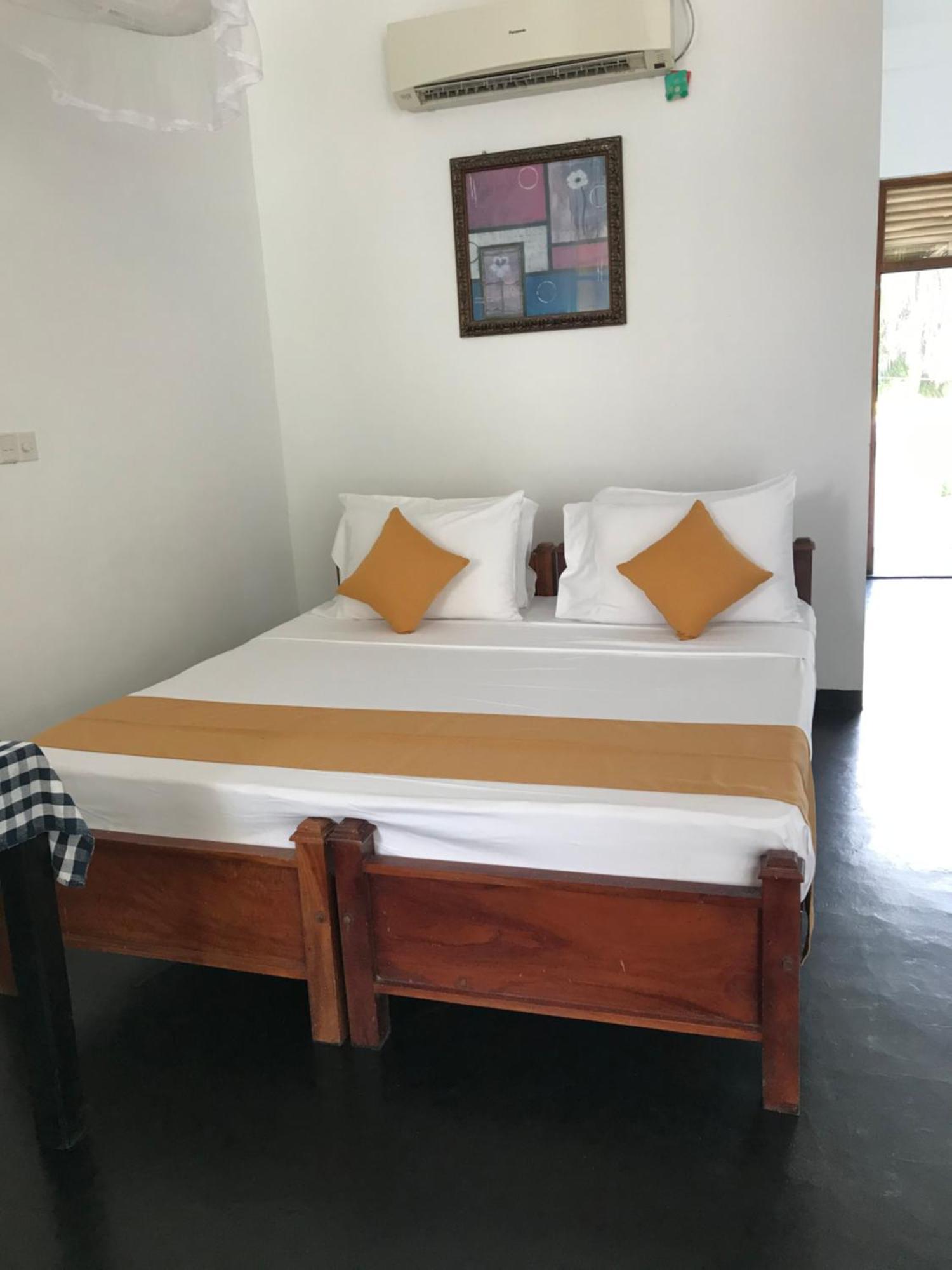 Sunray Beach House Tangalle Exteriör bild